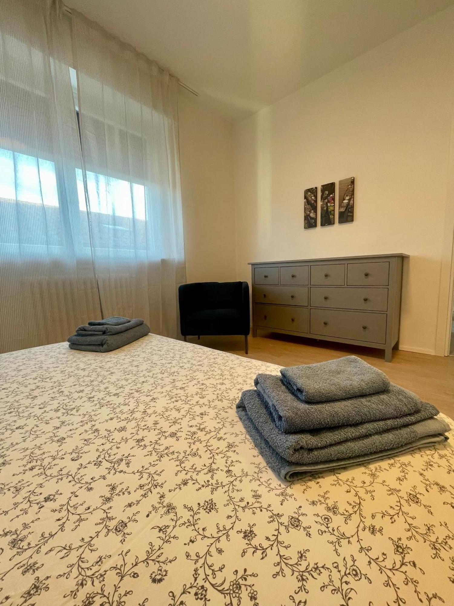 Villa Manzoni Meda Екстер'єр фото